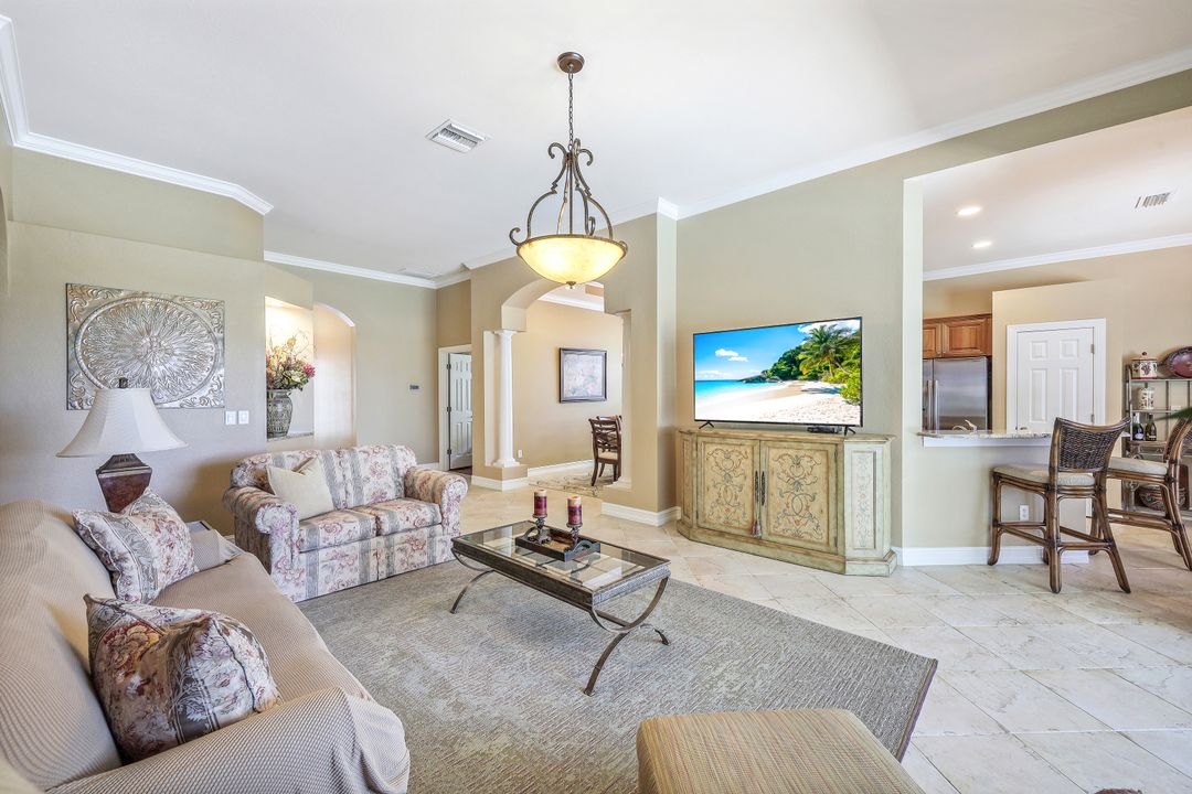 23628 Via Carino Ln, Bonita Springs, FL 34135