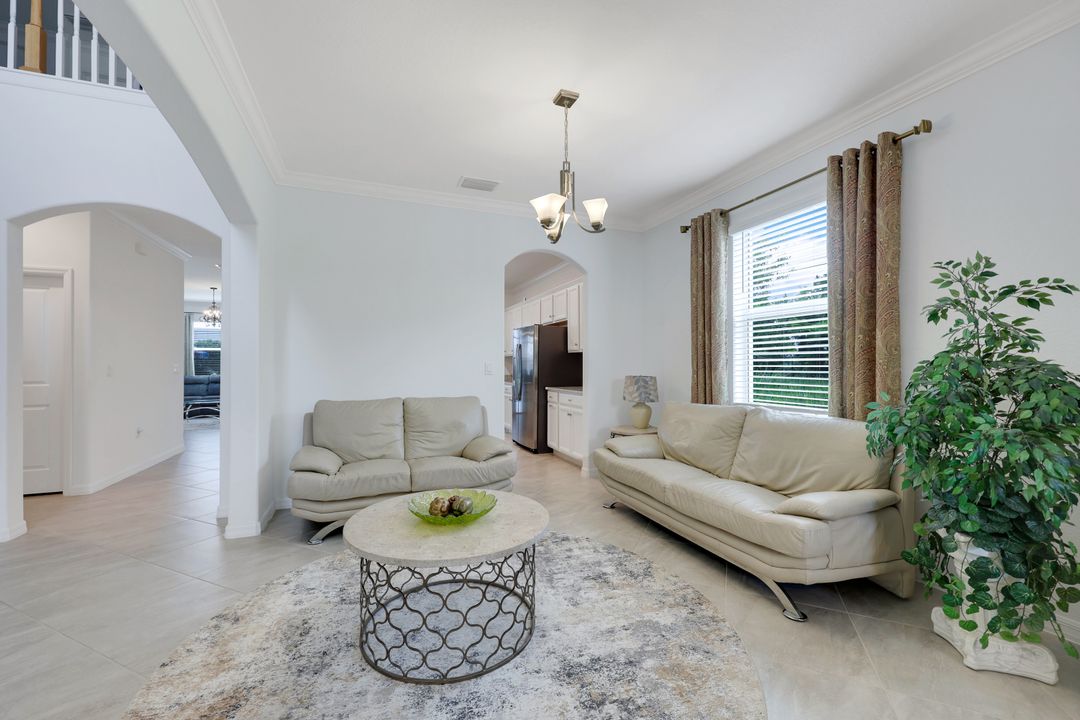 2159 Hamlin St, Naples, FL 34120