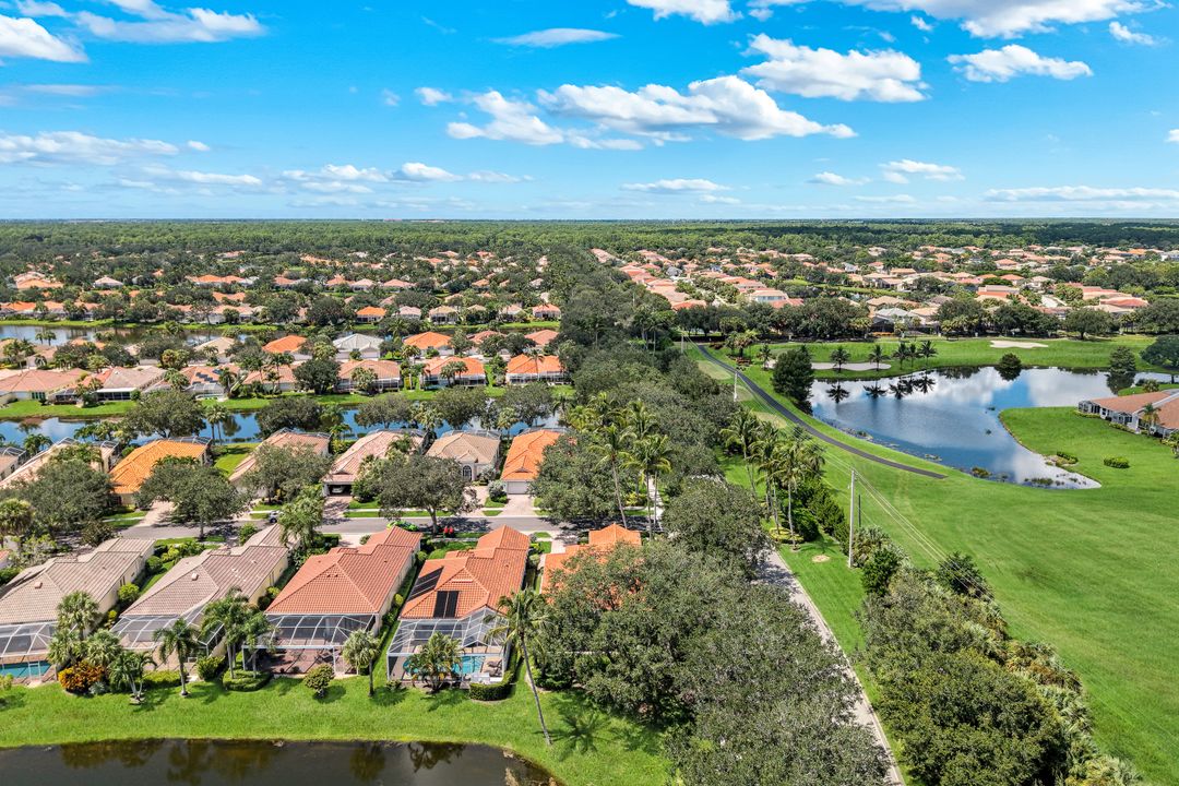 4402 Prescott Ln, Naples, FL 34119