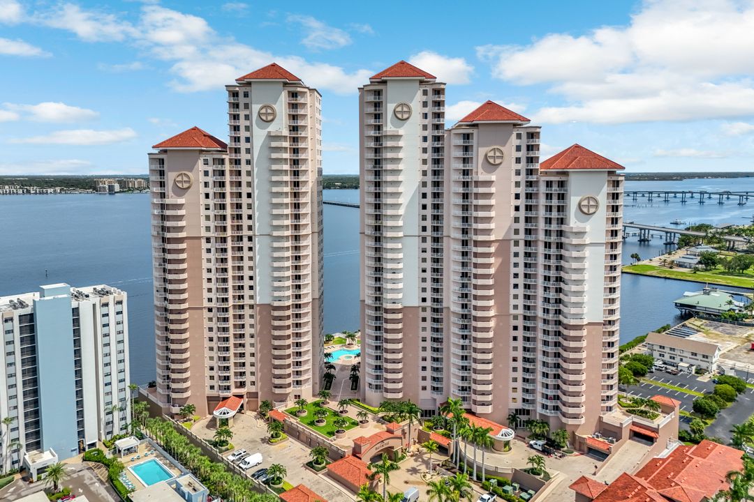 2090 W First St #2105, Fort Myers, FL 33901