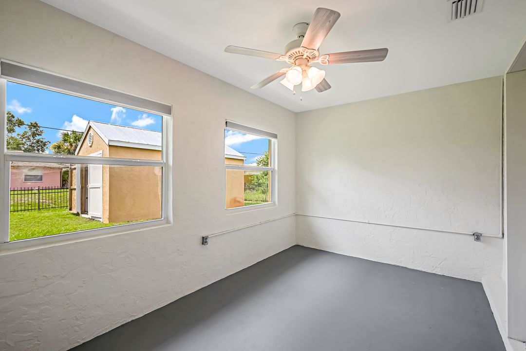 861 Mensh Terrace NW, Port Charlotte, FL 33948