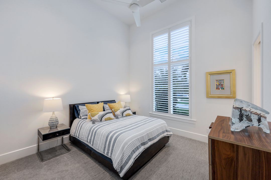 685 Cameo Ct, Marco Island, FL 34145