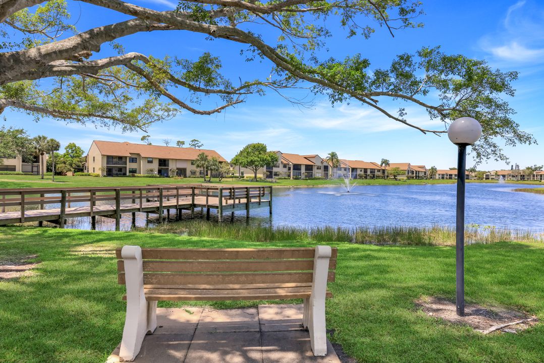 8336 Charter Club Cir #10, Fort Myers, FL 33919