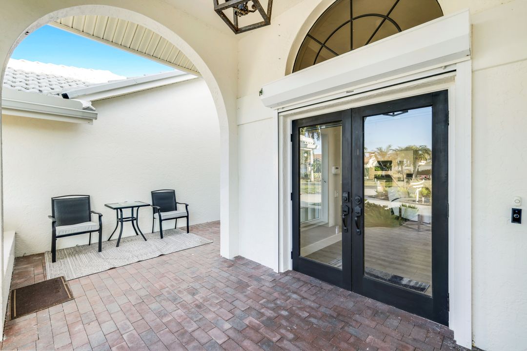 3653 Saybrook Pl, Bonita Springs, FL 34134