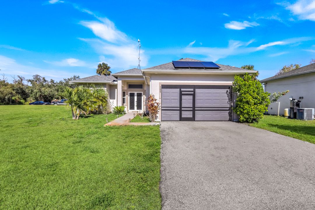 3625 26th Ave SE, Naples, FL 34117