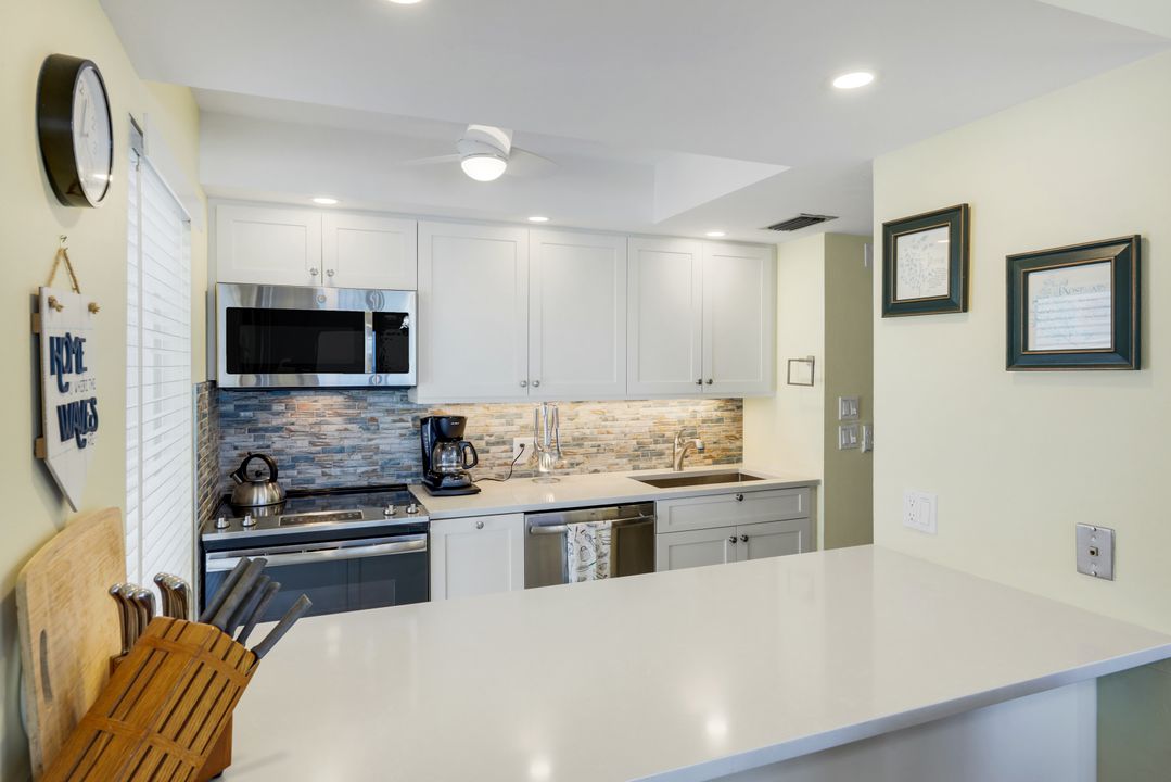 25840 Hickory Blvd #b301, Bonita Springs, FL 34134