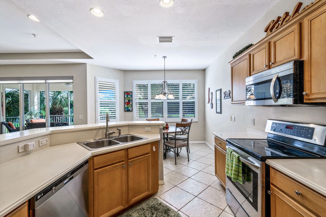 4630 Winged Foot Ct #202, Naples, FL 34112