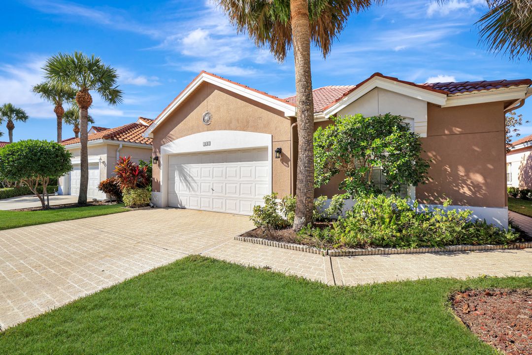 159 Lady Palm Dr, Naples, FL 34104