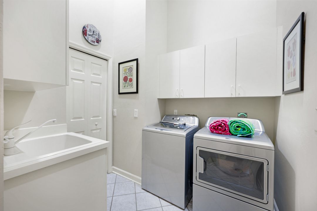 6590 Beach Resort Dr #2, Naples, FL 34114