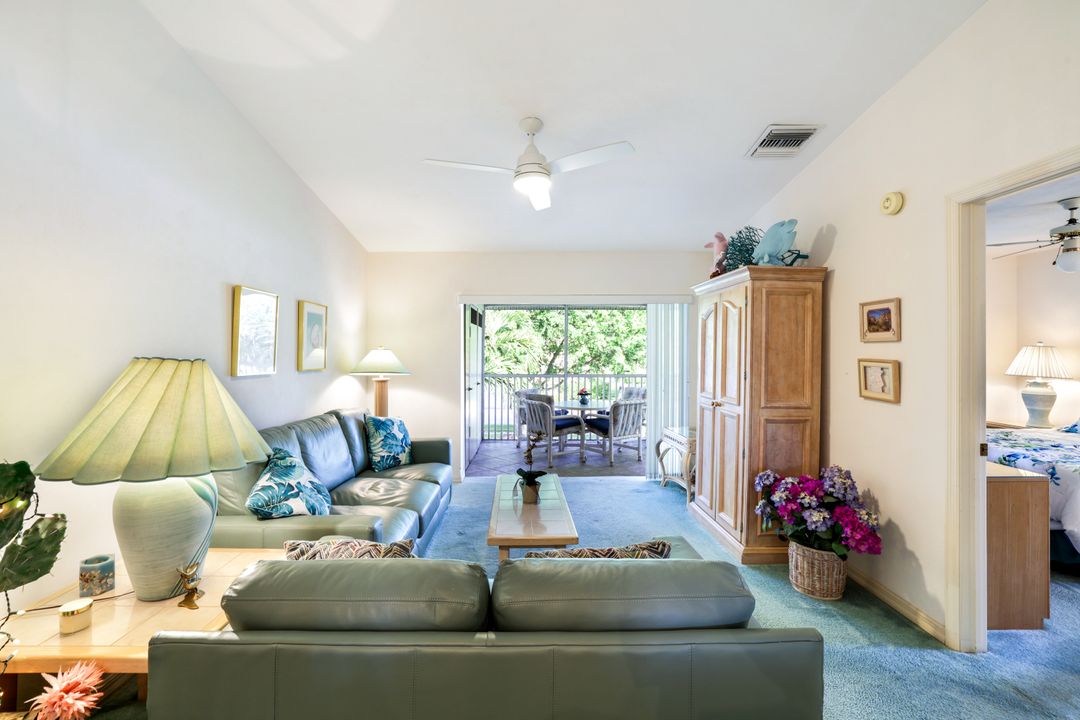 837 W Elkcam Cir, Unit 425 - Marco Island, FL 34145