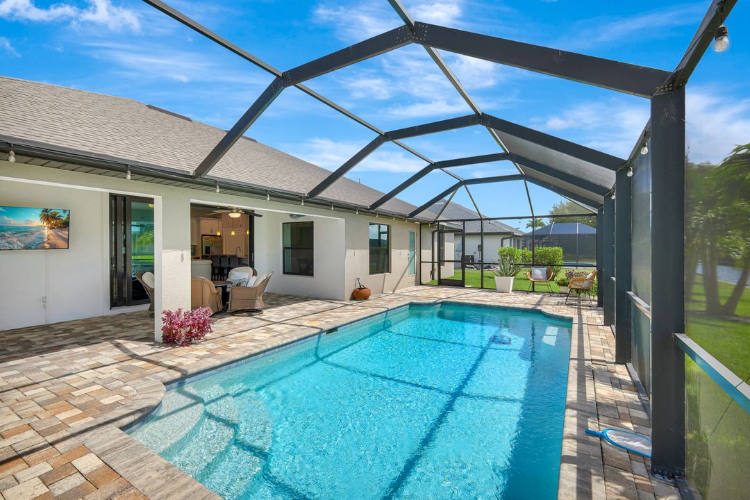 1410 SW 12th Terrace, Cape Coral, FL 33991