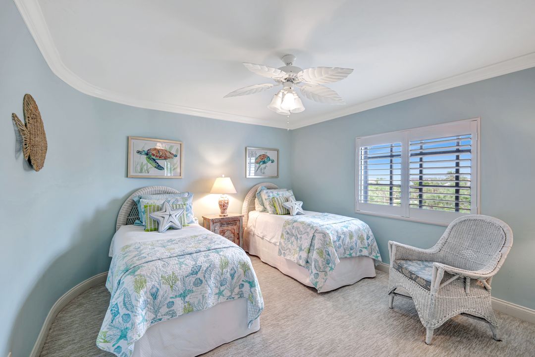 2297 W Gulf Dr #4A, Sanibel, FL 33957