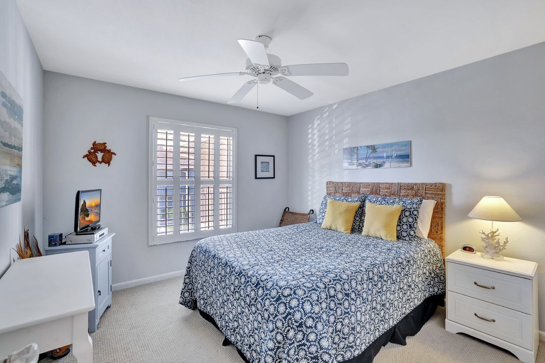 1336 Churchill Cir #K202, Naples, FL 34116