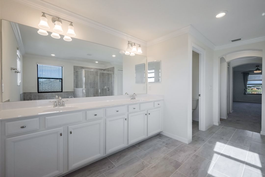 14453 Vindel Cir, Fort Myers, FL 33905