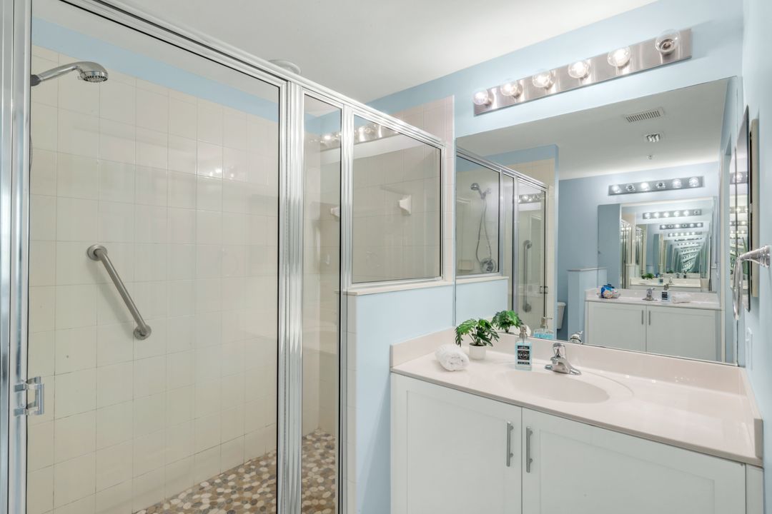 3960 Loblolly Bay Dr #304, Naples, FL 34114