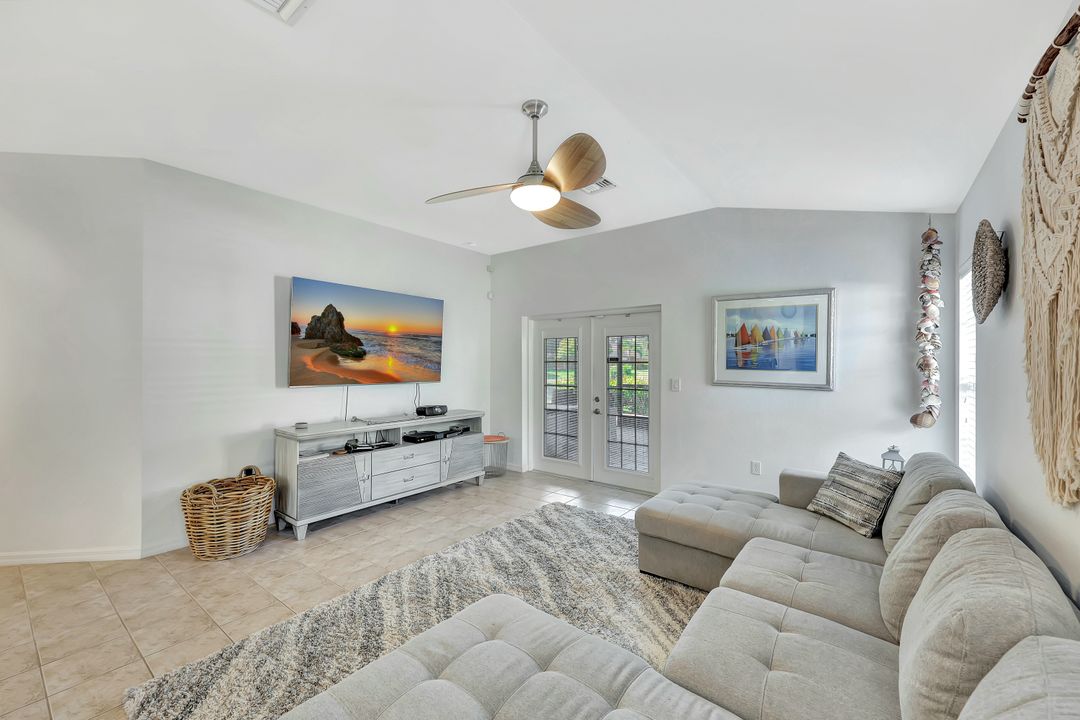 3737 Pino Vista Way, Estero, FL 33928
