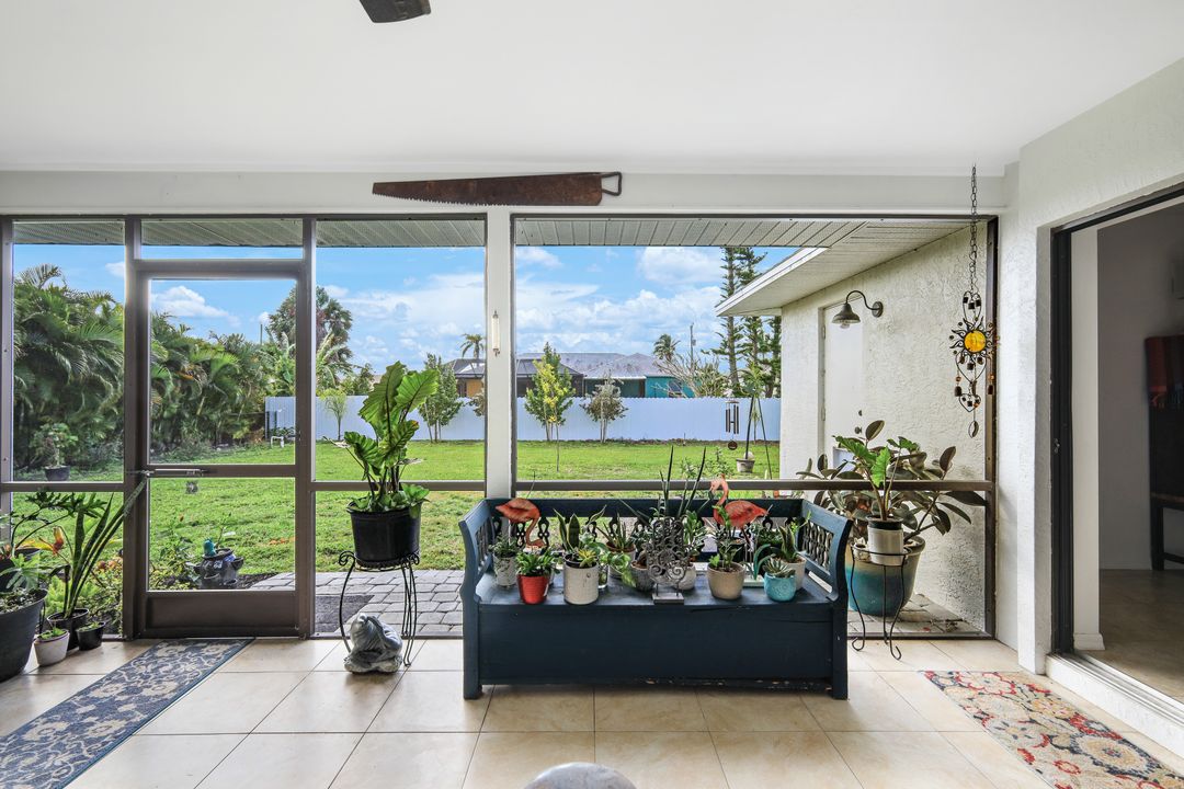1828 SW 47th St, Cape Coral, FL 33914