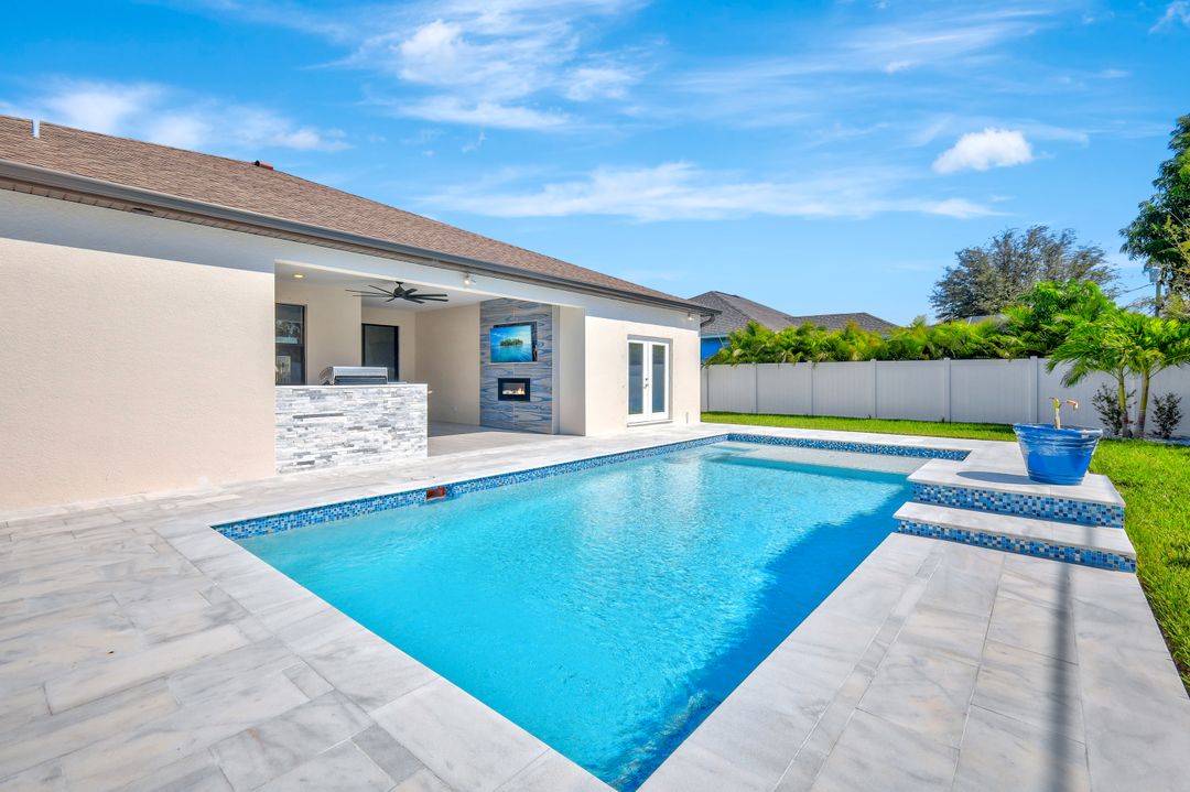 1918 SW 30th St, Cape Coral, FL 33914