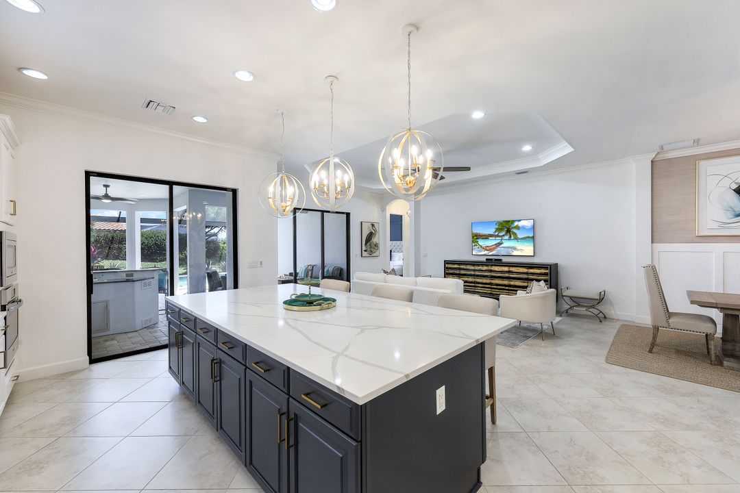 9147 Trivoli Ter, Naples, FL 34119