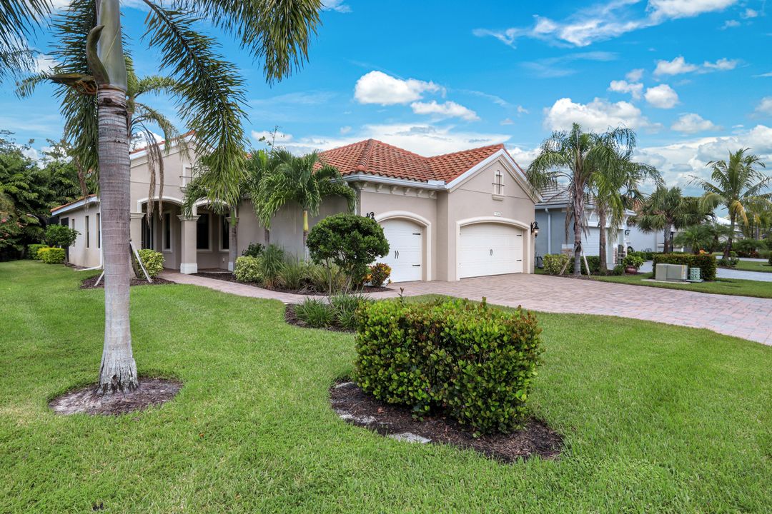 8360 Preserve Point Dr, Fort Myers, FL 33912