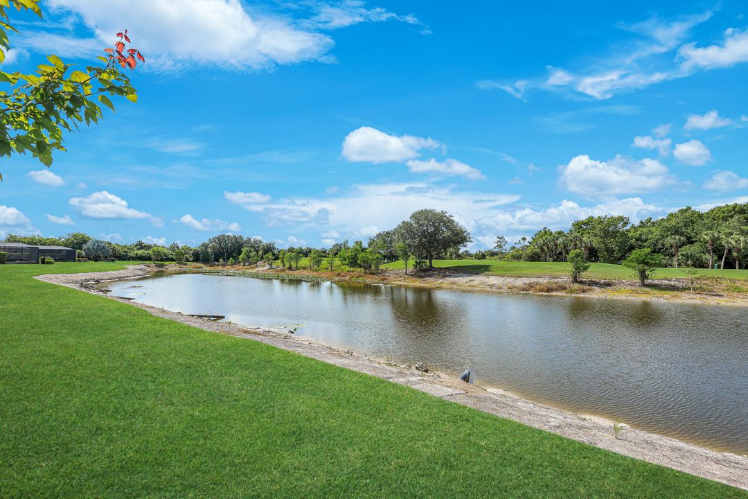 12840 Kinross Ln, Naples, FL 34120