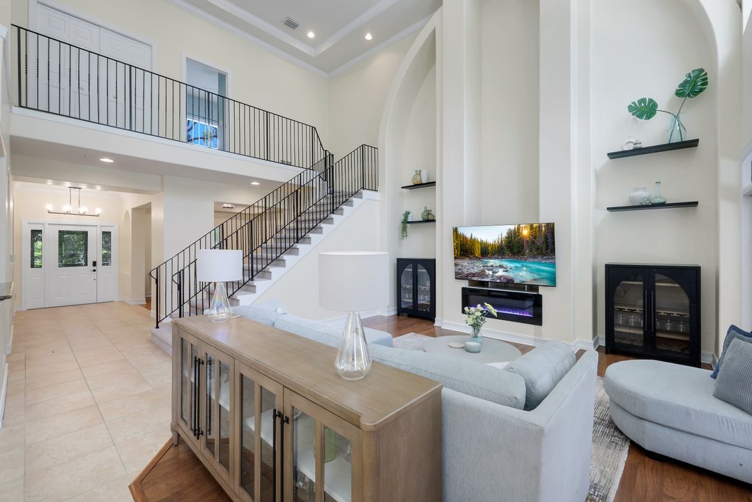 2661 Golden Gate Blvd W, Naples, FL 34120