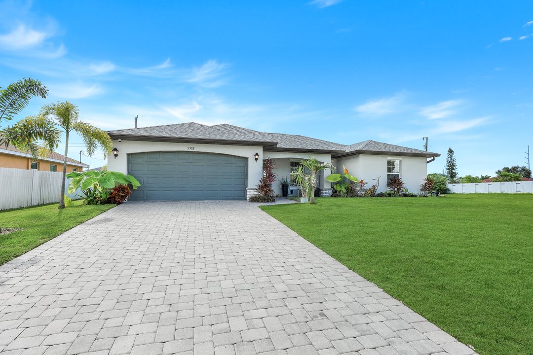 2302 NE 7th Ave, Cape Coral, FL 33909