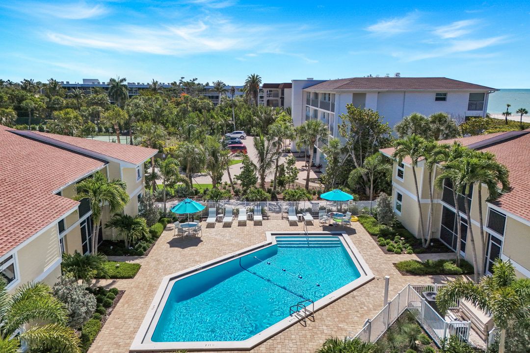 2321 W Gulf Dr #1E, Sanibel, FL 33957