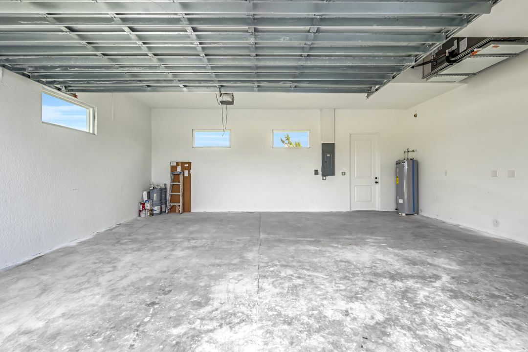 3445 NE 21st Ave, Cape Coral, FL 33909