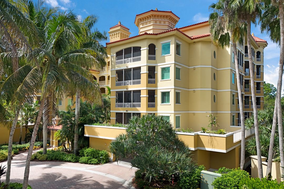 2748 Tiburon Blvd E #C502, Naples, FL 34109