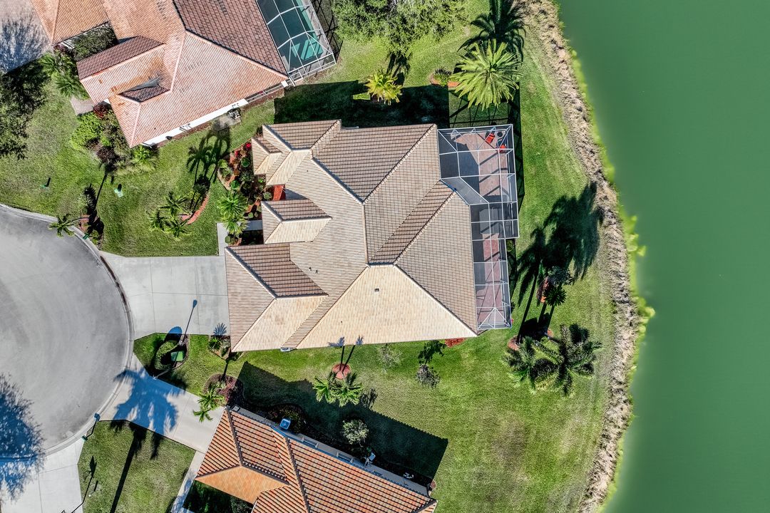 598 Grand Rapids Blvd, Naples, FL 34120