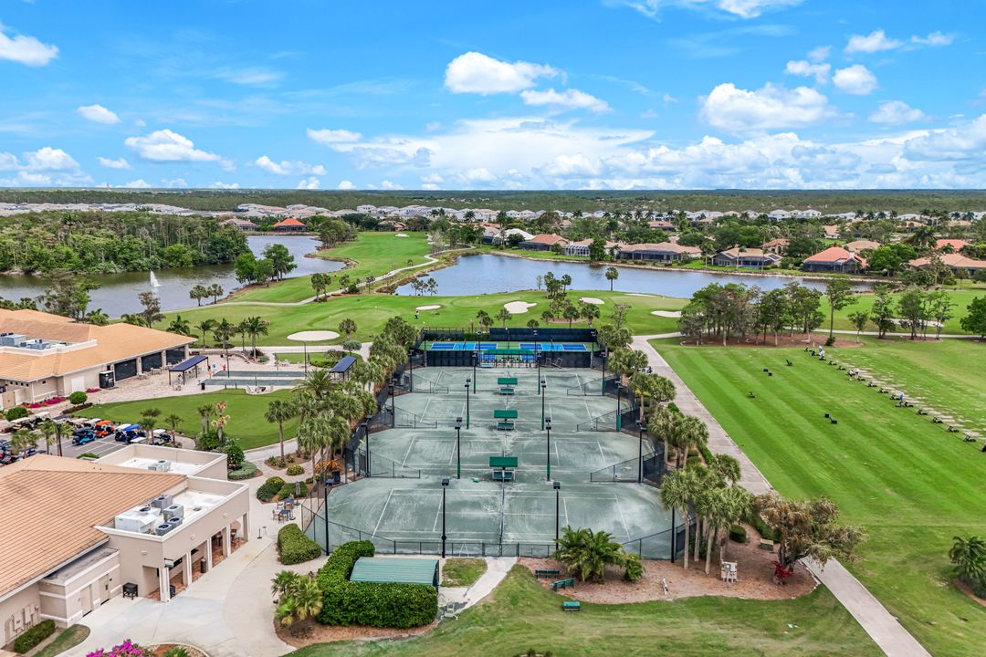12371 Water Oak Dr, Estero, FL 33928
