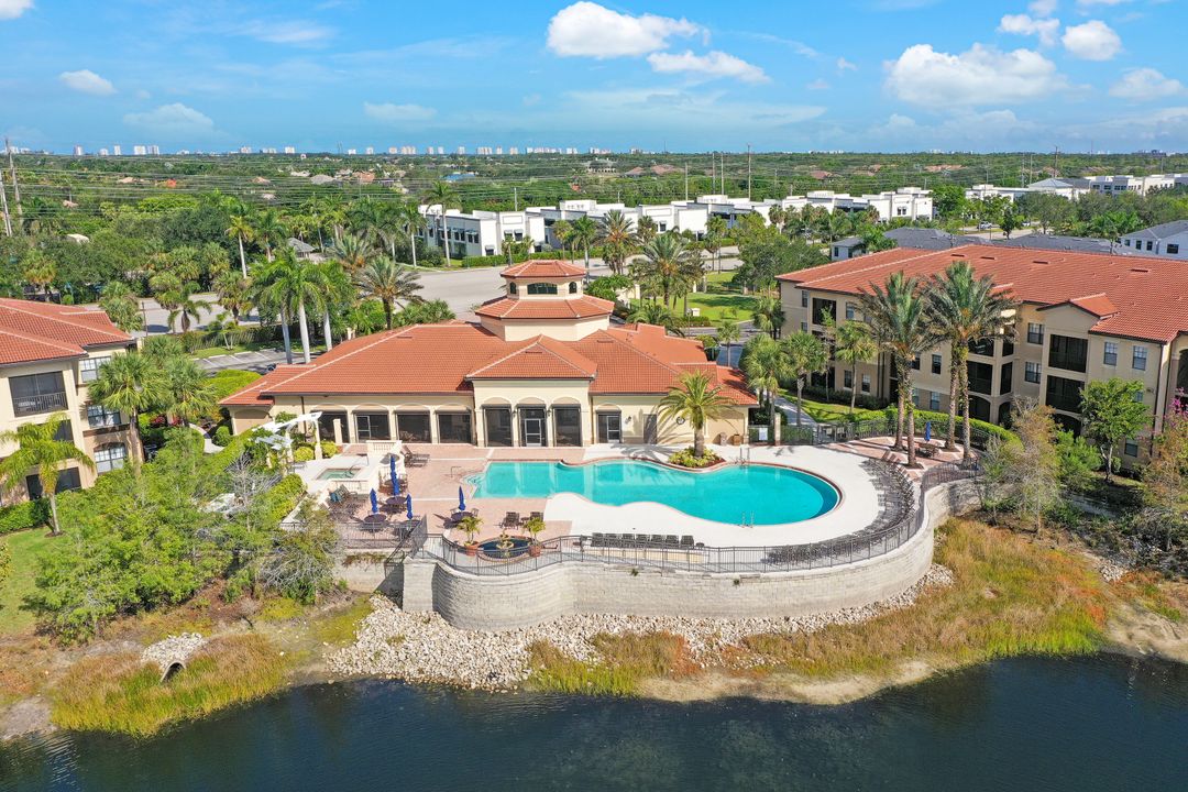 12950 Positano Cir #207, Naples, FL 34105