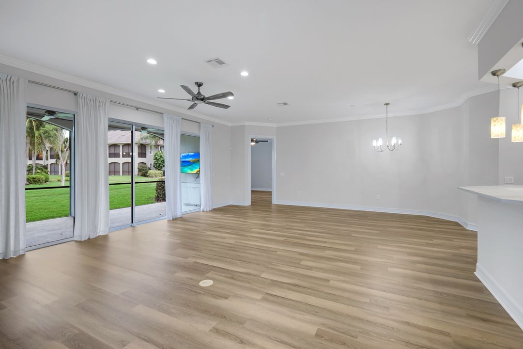 5021 Maxwell Cir #3101, Naples, FL 34105
