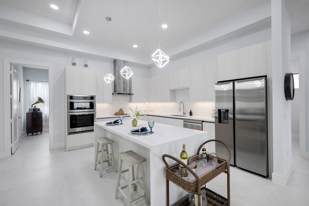 4234 27th Ave NE, Naples, FL 34120