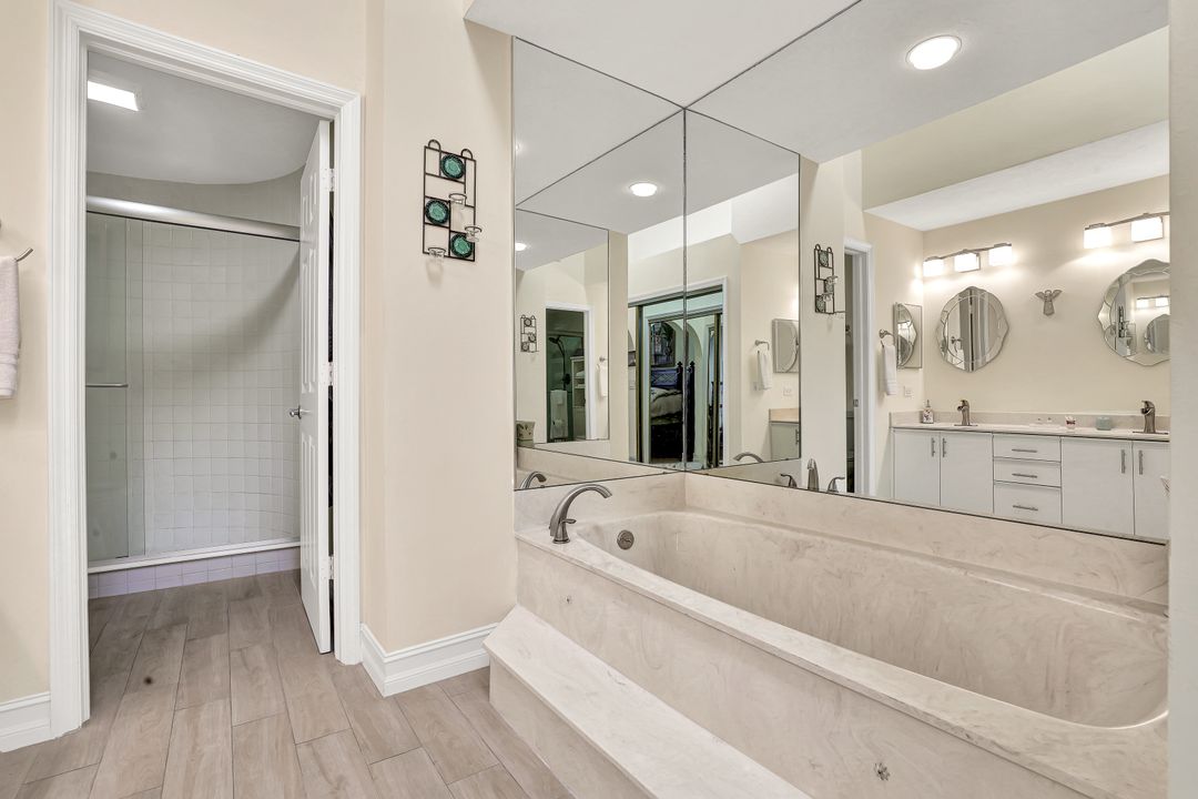 2294 Anchorage Ln #C, Naples, FL 34104