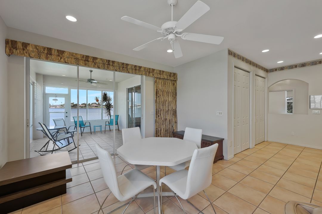 1726 Emerald Cove Cir, Cape Coral, FL 33991