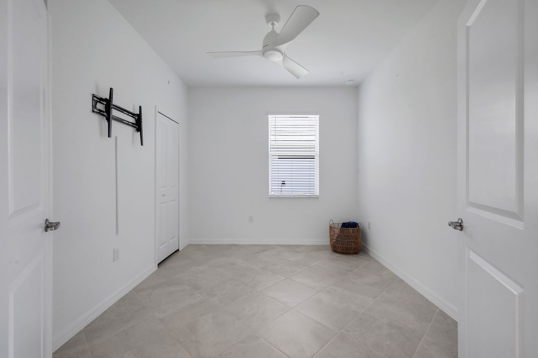 2175 Dragonfruit Wy, Naples, FL 34120