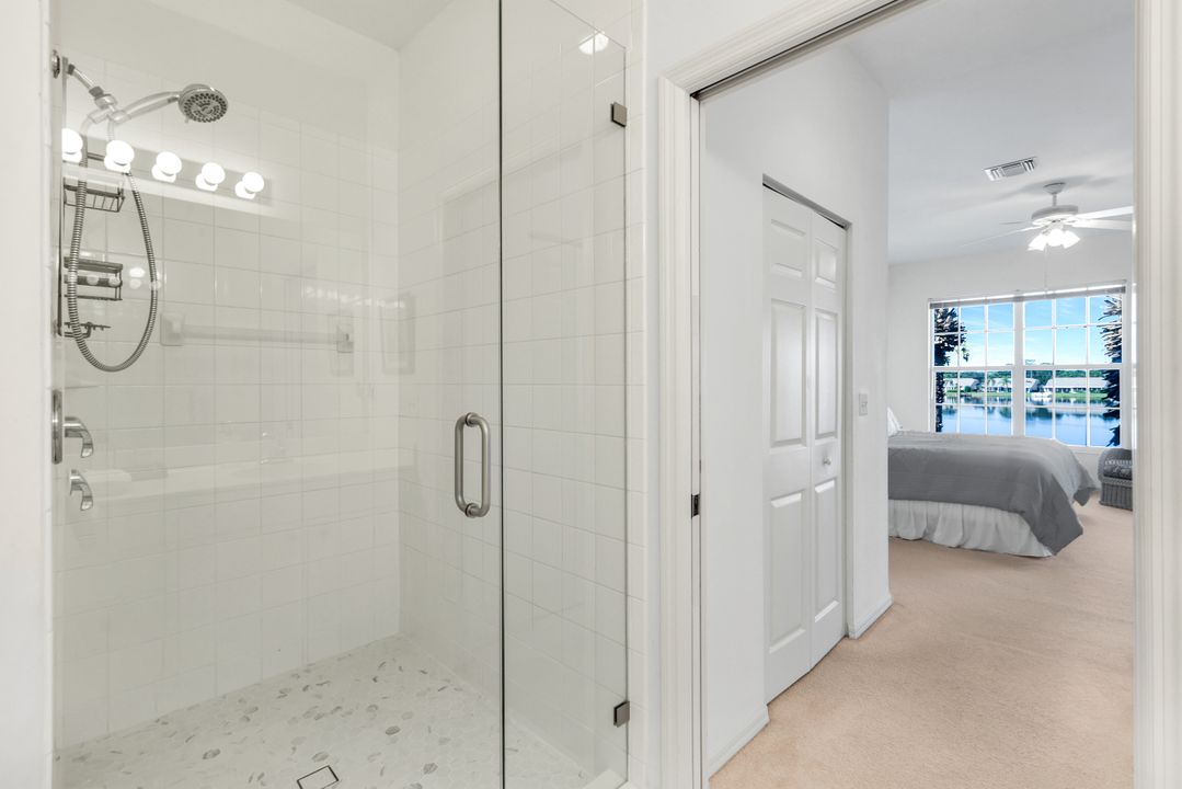 3260 W Crown Pointe Blvd #202, Naples, FL 34112