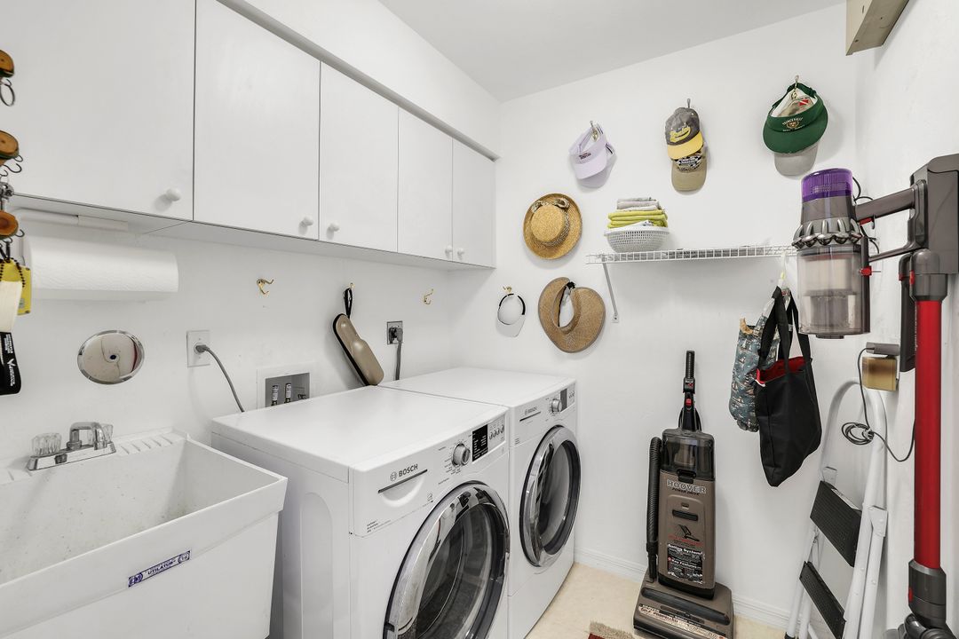 740 Partridge Ct, Marco Island, FL 34145