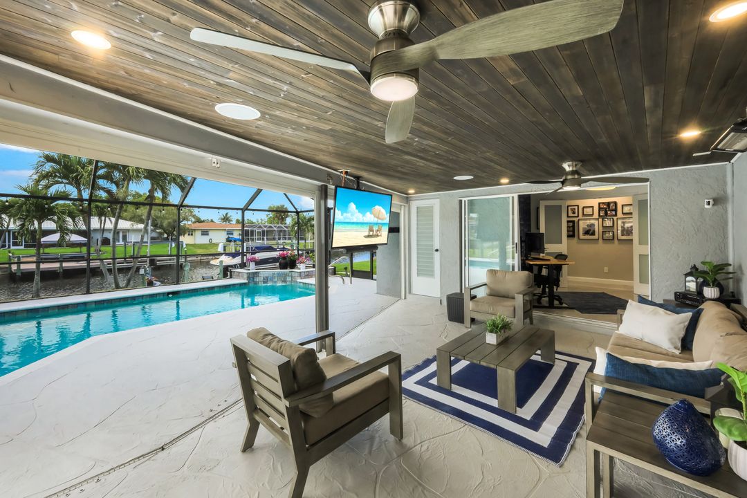 2107 SE 25th Terrace, Cape Coral, FL 33904