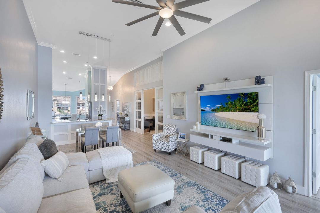 9385 Pocida Ct #203, Naples, FL 34119