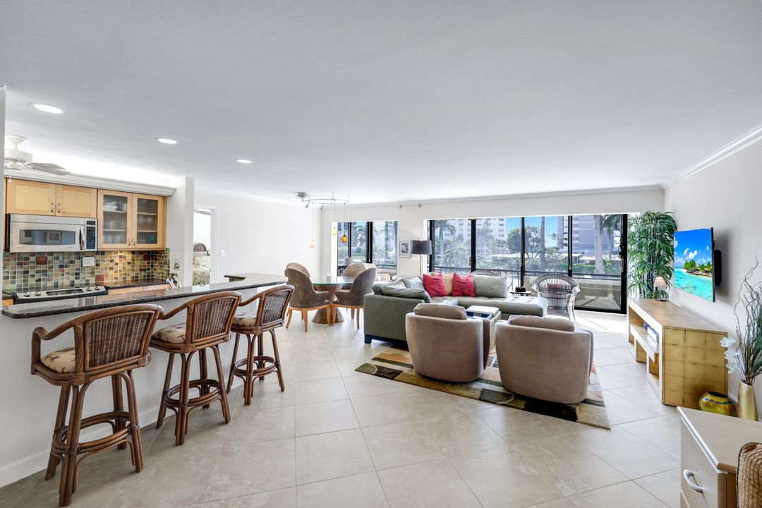 3430 Gulf Shore Blvd N #2 - I, Naples, FL 34103