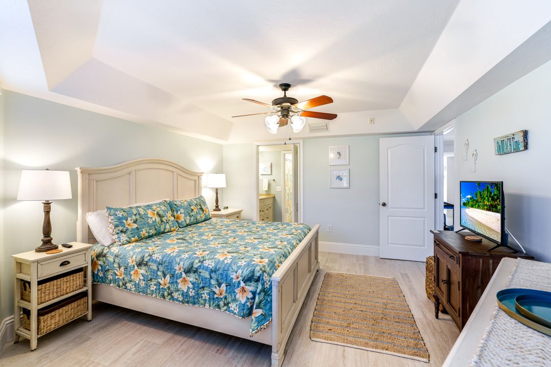 270 N Collier Blvd #304, Marco Island, FL 34145