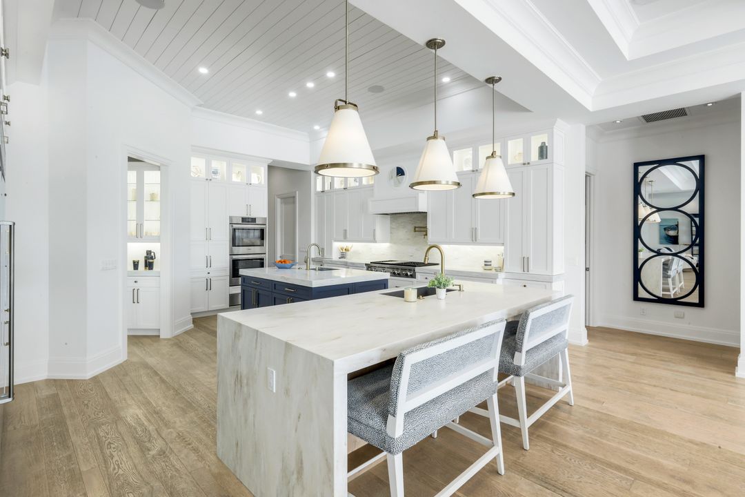 16744 Prato Way, Naples, FL 34110