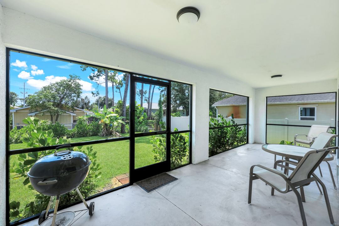 18209 Hawthorne Rd, Fort Myers, FL 33967