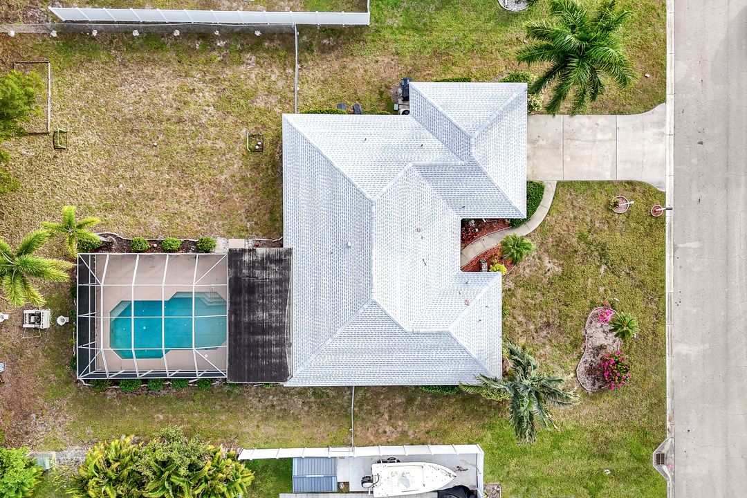 5203 Selby Dr, Fort Myers, FL 33919