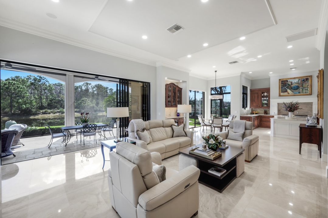 22121 Shallowater Ln, Bonita Springs, FL 34135