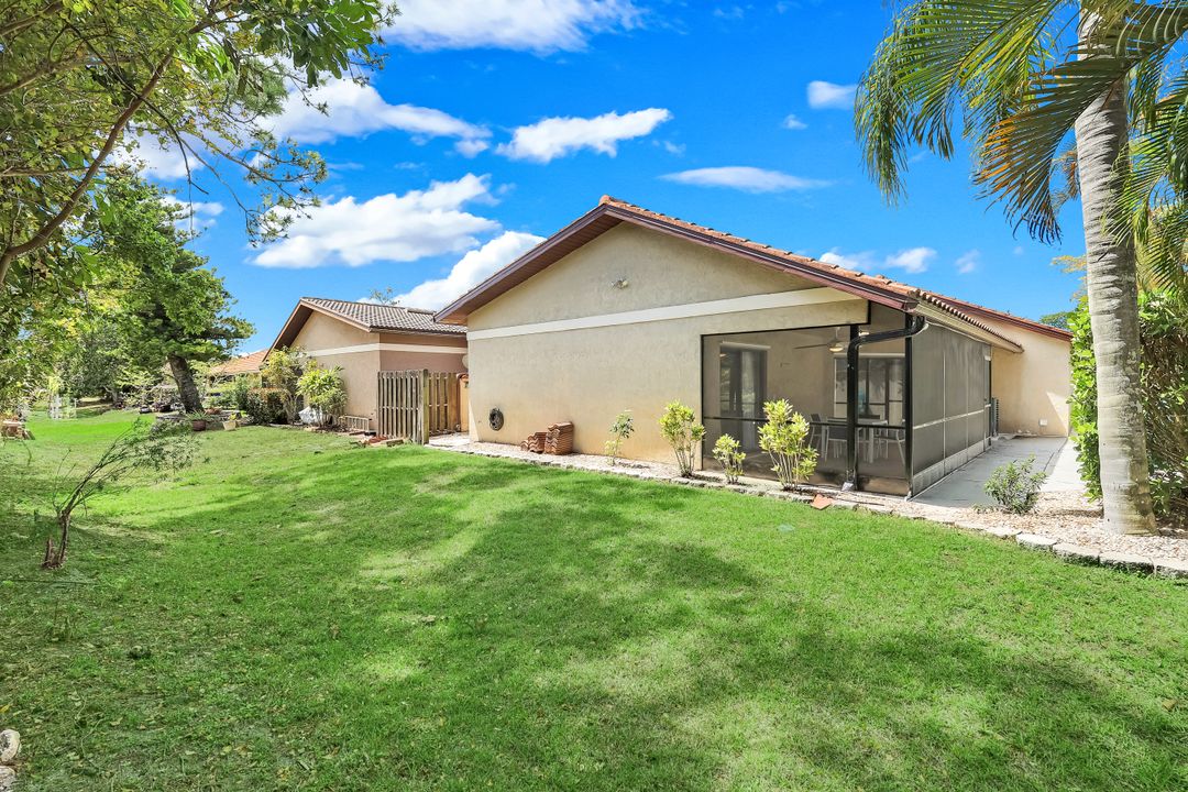 26896 Spanish Gardens Dr, Bonita Springs, FL 34135