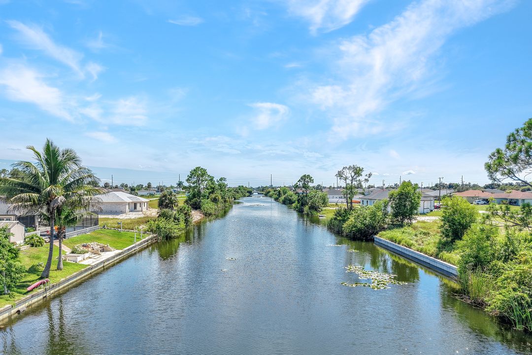 2906 NE 6th Ave, Cape Coral, FL 33909